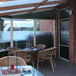 Hotel,cafe,biljart Pot Hotel