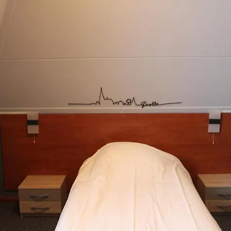 호텔 Hotel,cafe,biljart Pot 3*