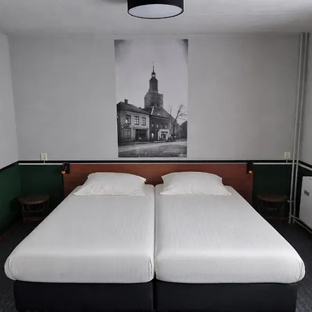 Hotel,cafe,biljart Pot Hotel