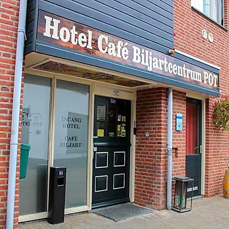 Hotel,cafe,biljart Pot Ξενοδοχείο