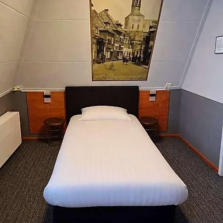 Hotel,cafe,biljart Pot Ξενοδοχείο 3*