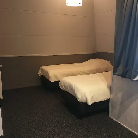 Hotel,cafe,biljart Pot 3* 赫龙洛