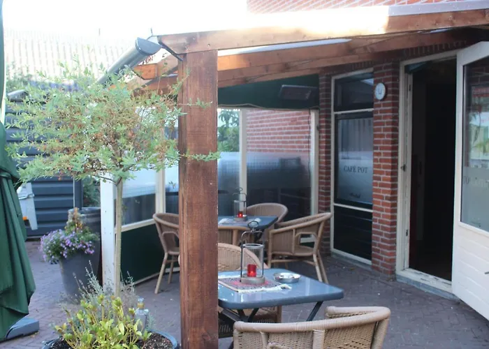 Hotel,cafe,biljart Pot