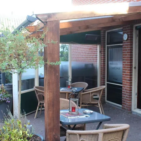 Hotel,cafe,biljart Pot